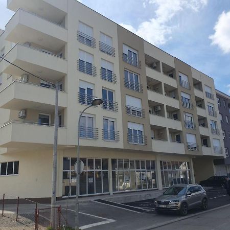 Apartmanm&M Banja Luka Buitenkant foto