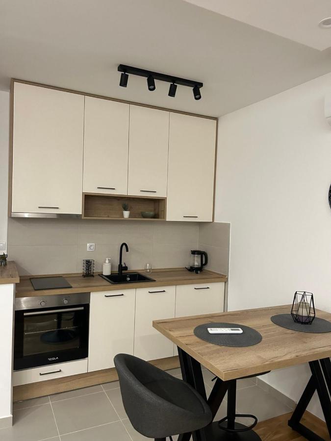 Apartmanm&M Banja Luka Buitenkant foto